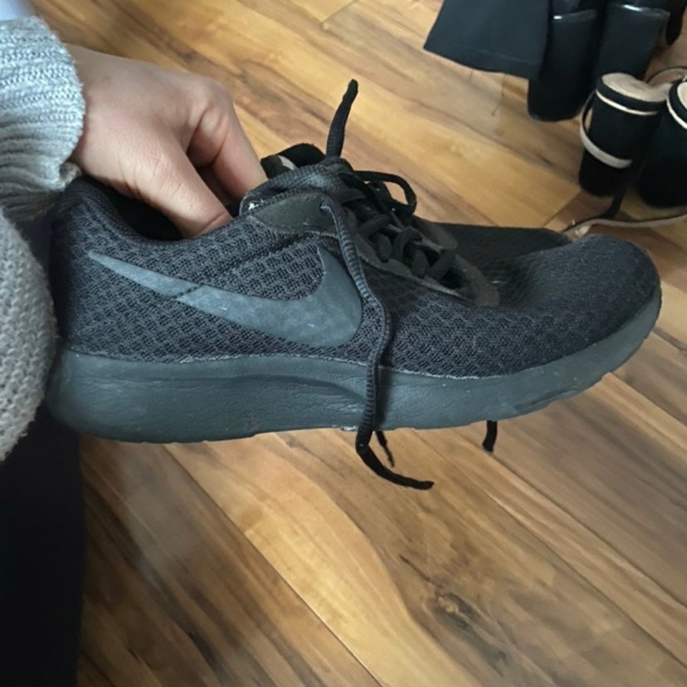 Nike shoes